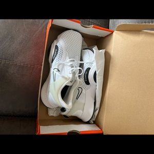 Women Nike running shoes